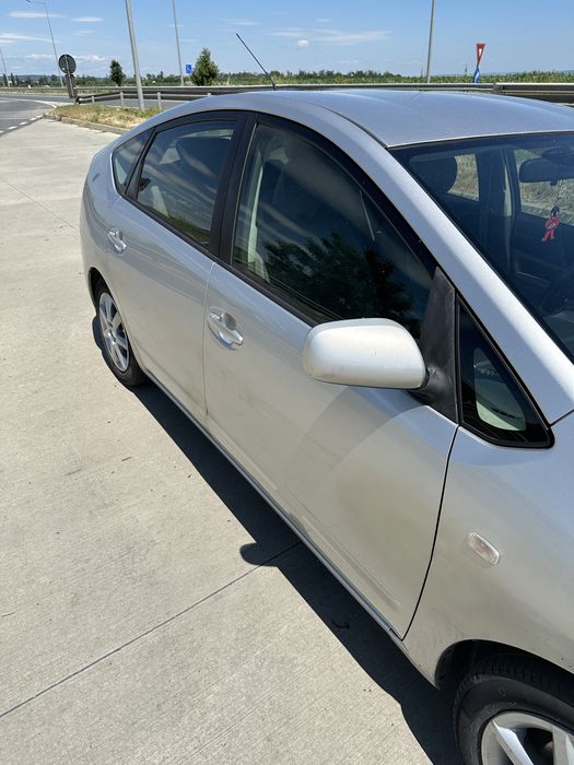Toyota prius 2 hibrid