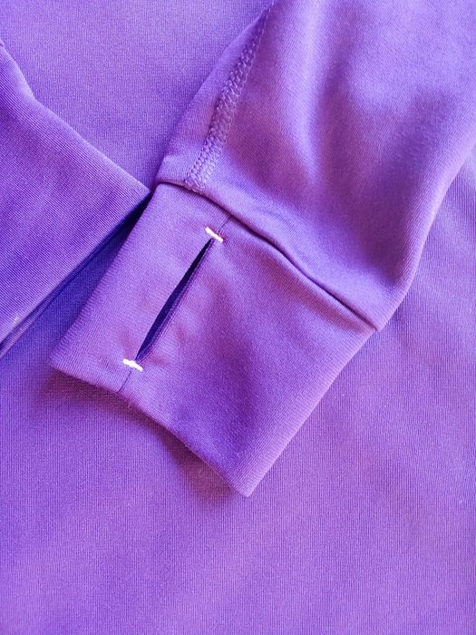 Продавам дамска горница за бягане,размер S,nike