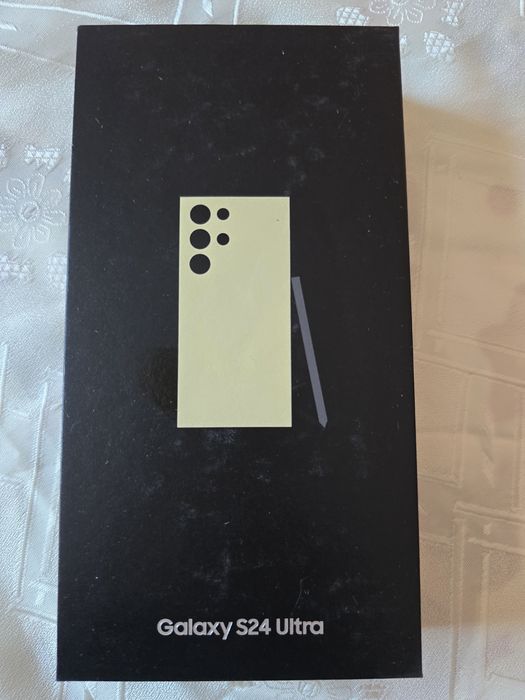 Продавам s 24 ultra в гаранция, отличен вид