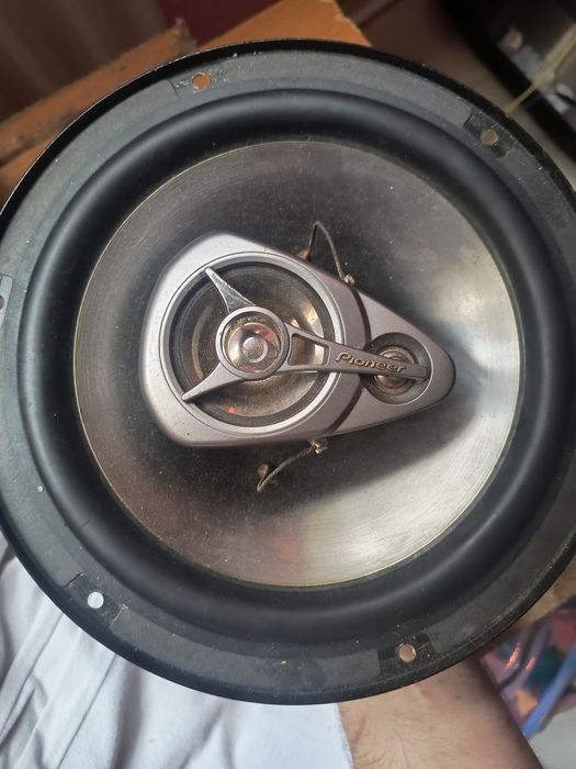 Pioneer  TS-E2090 три лентови говорители