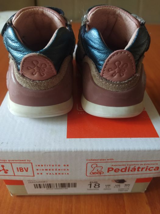 Обувки на biomecanics