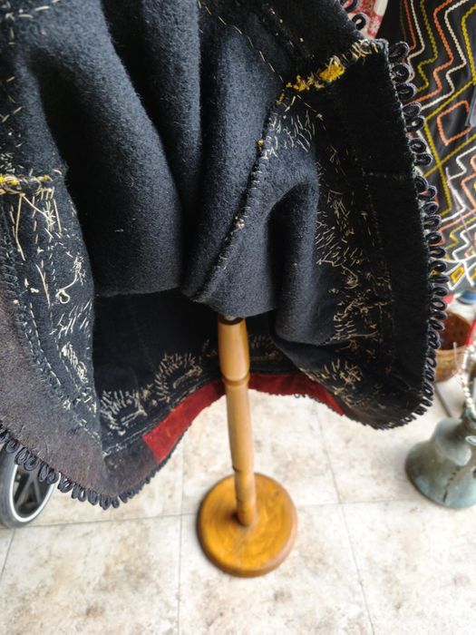 Автентичен самоковски сукман