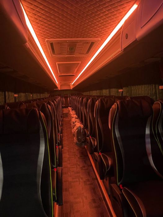 Автобус 51 мест