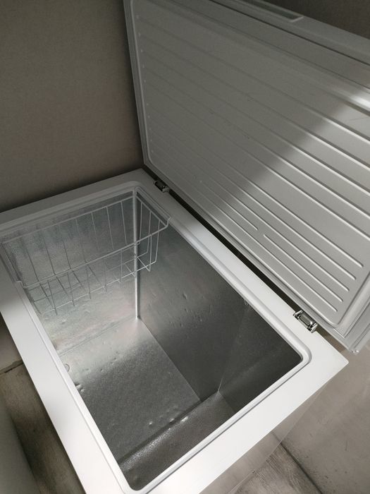 Продам морозилку