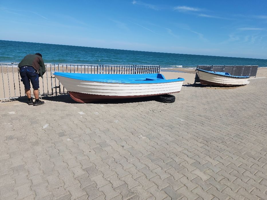 ЛОДКА fish boat 3.95 С ЧИСТО НОВ ДВИГАТЕЛ Parsun 9.8