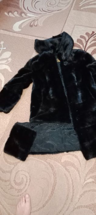 Продам норковую шубу