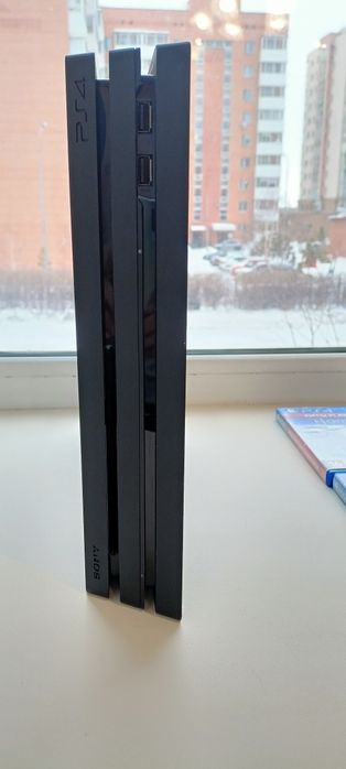 Sony PlayStation 4 PRO (1000GB)