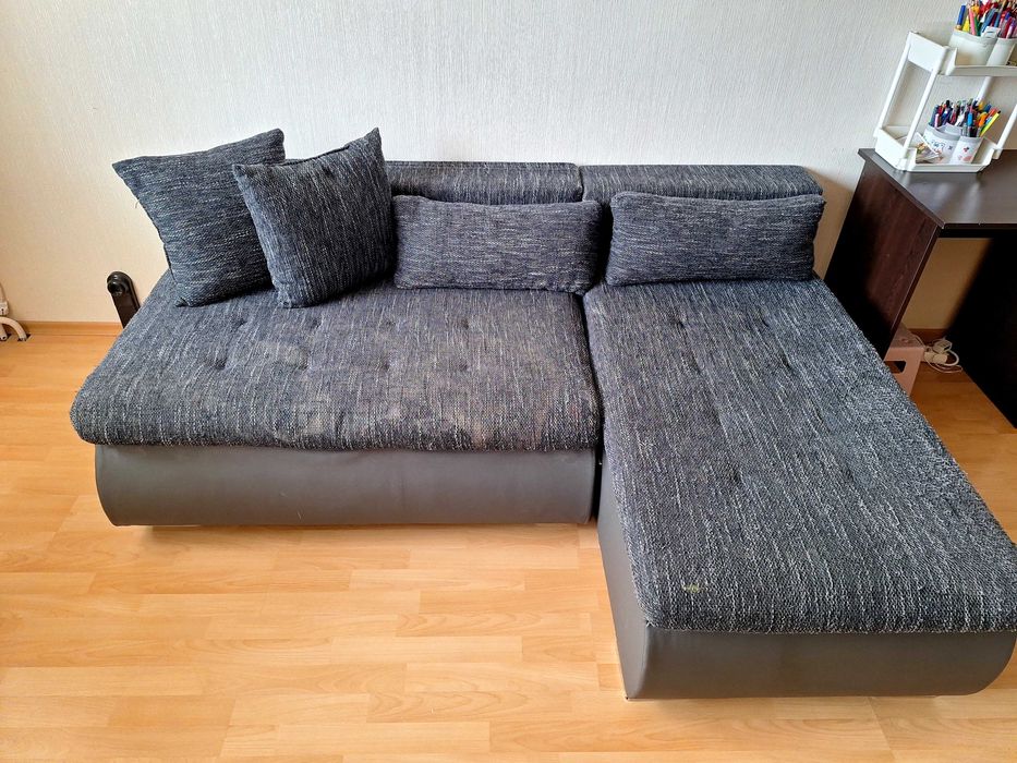 Ъглов диван, Диван