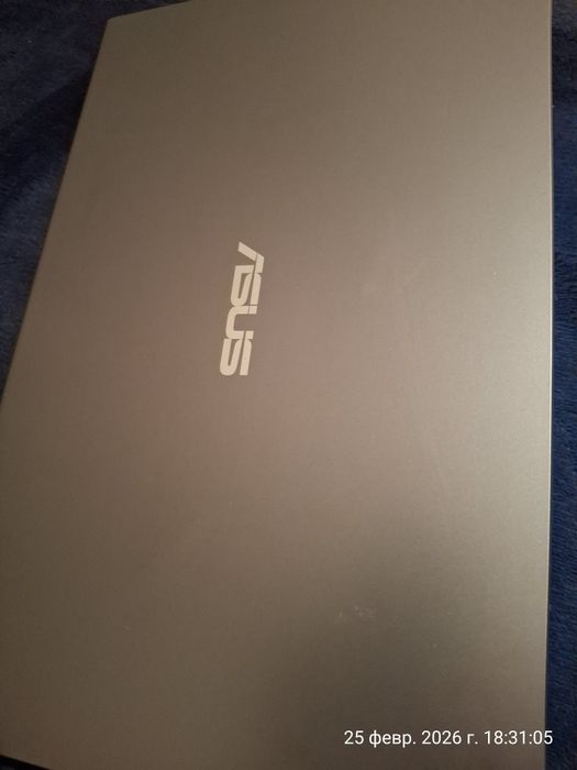 Ноутбук сатылады