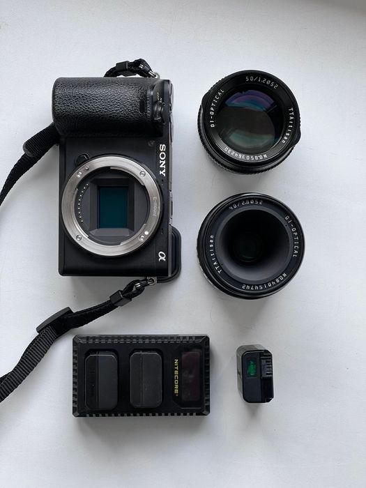 Sony a6500 + 2 объектива, 3 аккума