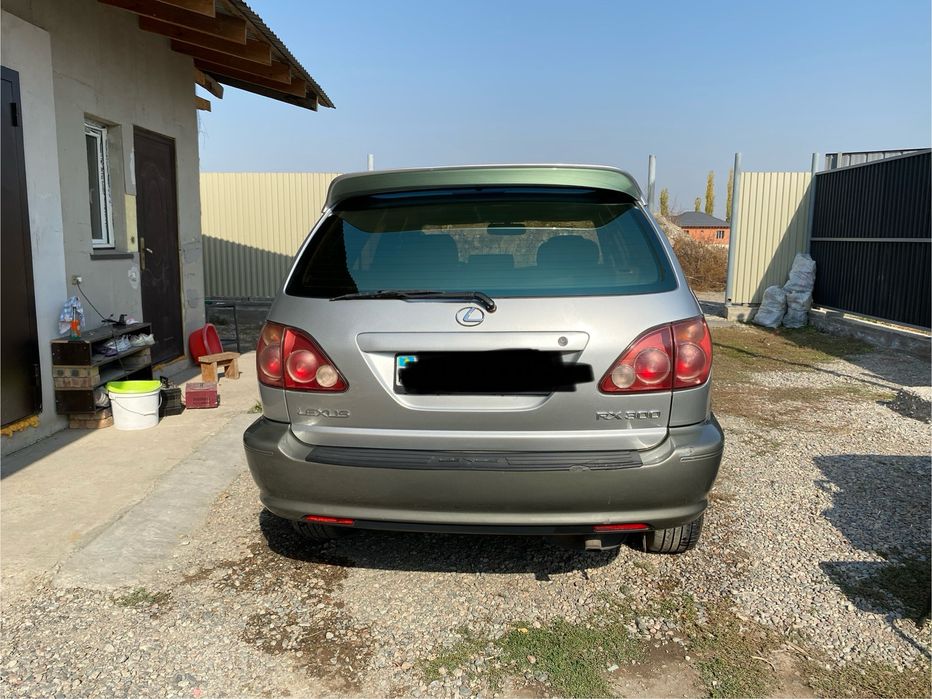 Продам лексус rx300