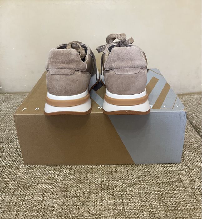 Новые кросовки 36’5/37