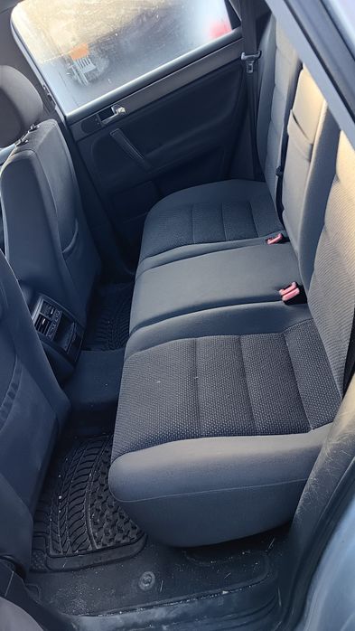 VW Touareg 3.2 B,241 к.с. автомат, 60 броя на части