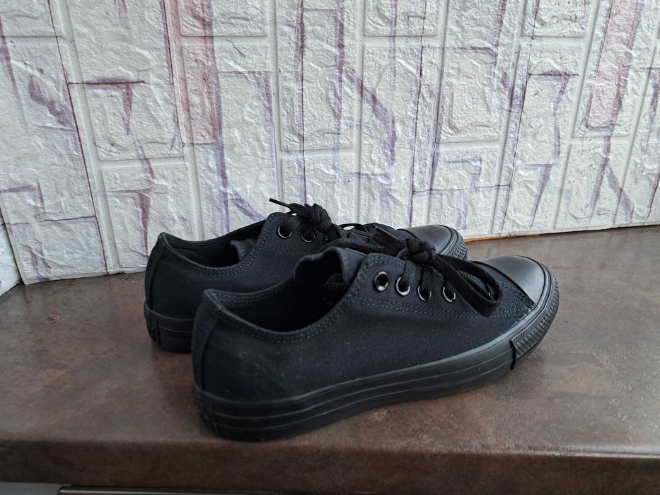 дамски кецове,гуменки,спортни обувки,маратонки,Converse,38 за момиче