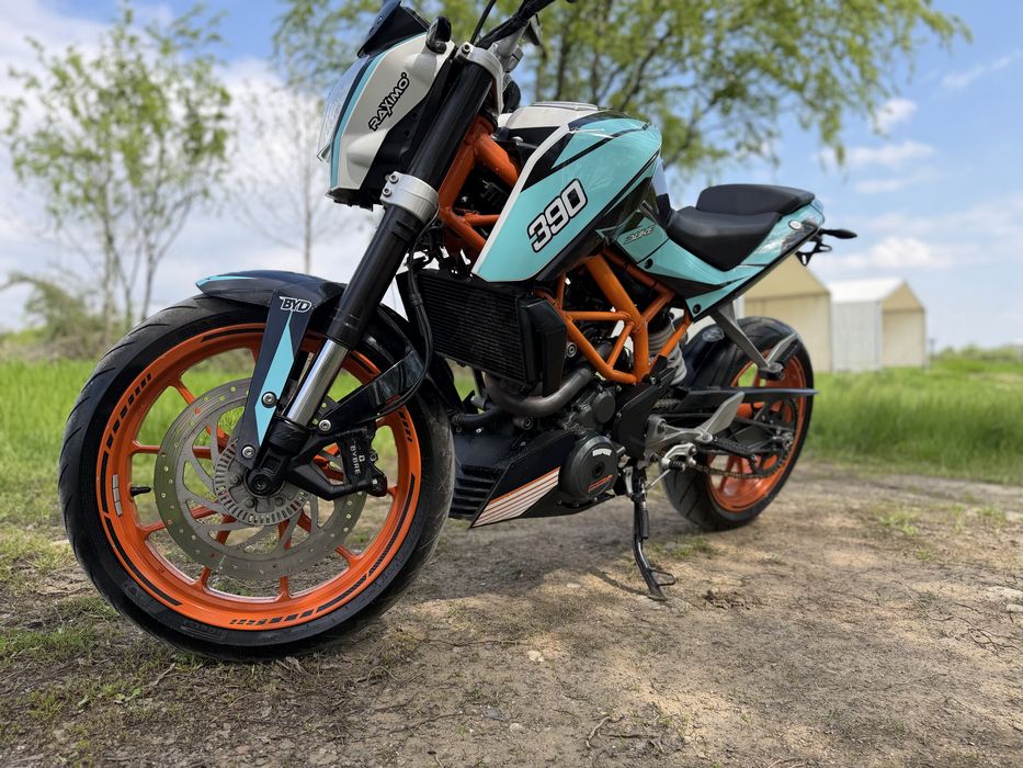 KTM Duke 390 ABS 2016 A2 14000 km