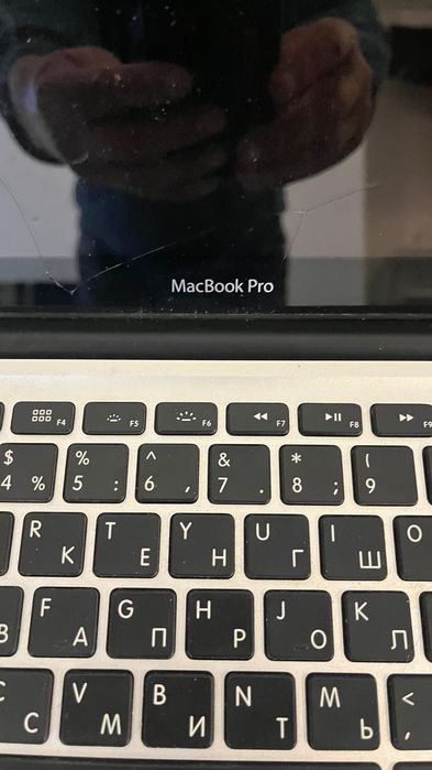 MacBook Pro на части