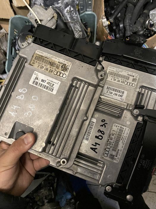 Компютър мотор ECU AUDI A4 A6 A5 Q7 Q5 за 3.0tdi sled 2009г 8k0907401