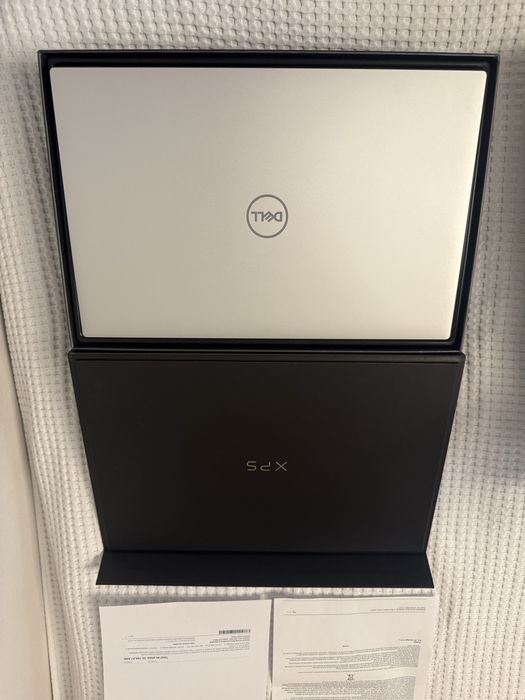 Dell XPS 17 9720 i9 4K Touch | 32GB Ram | RTX3060 6GB | Baterie noua