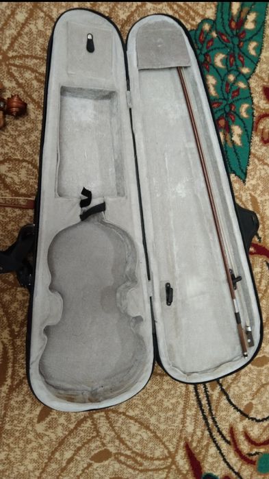 Продаётся скрипка 4/4