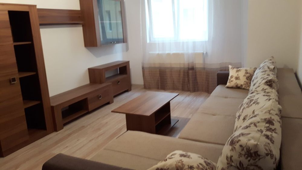 Proprietar,inchiriez ap 2camere,str.Biruinței,la 8min de pasarelă.