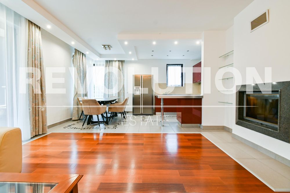 Дава се под наем Четиристаен апартамент в София, Драгалевци - 213 кв.м за 1600 € - Снимка #1