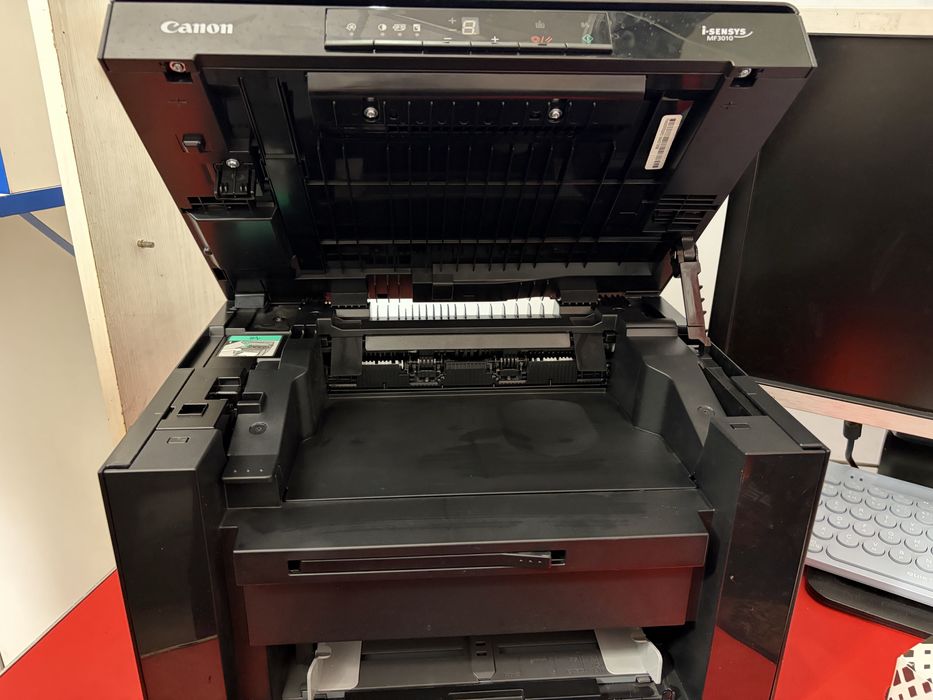 Принтер 3в1 , Canon i-sensys mf3010