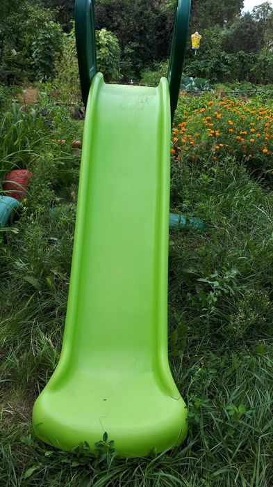 Горка детская пластиковая