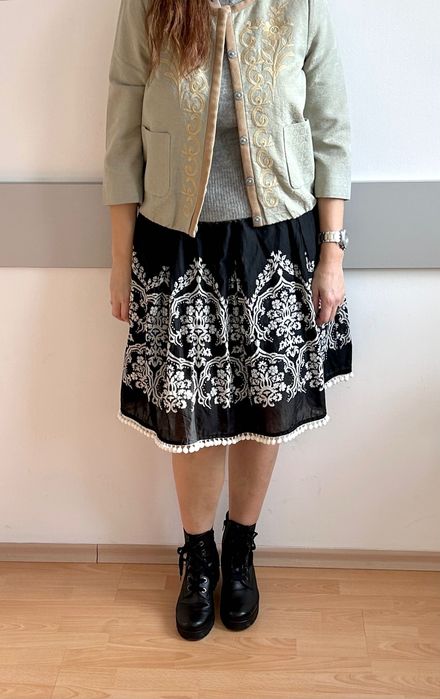 Сет от нов мек вълнен топ Zara & шармантна пола в мерно и бяло Loft