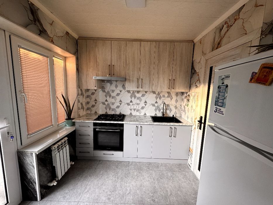 Xovli sotiladi 8 sotok Qibray tumani. Barcha sharoiti uy ichida