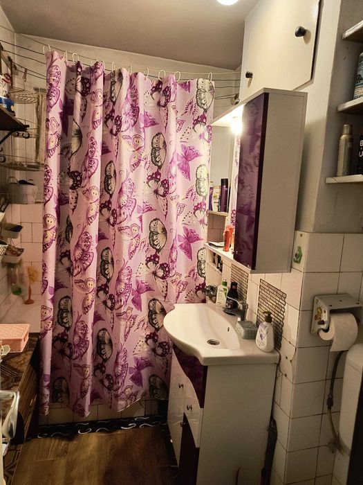 Vand apartament doua camere Brasov, cartier Astra, zona f. buna