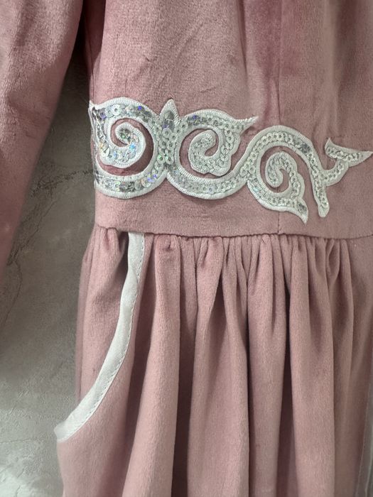 Халат үйге арналған велюр матасынан