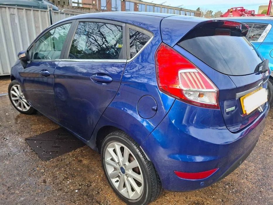 Stopuri Ford Fiesta 6 2015 HATCHBACK 1.0 i