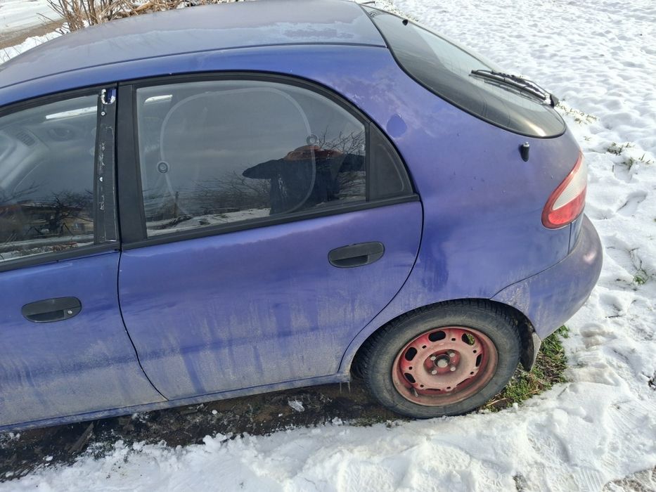 Деу ланос 1999гд цяла  за части