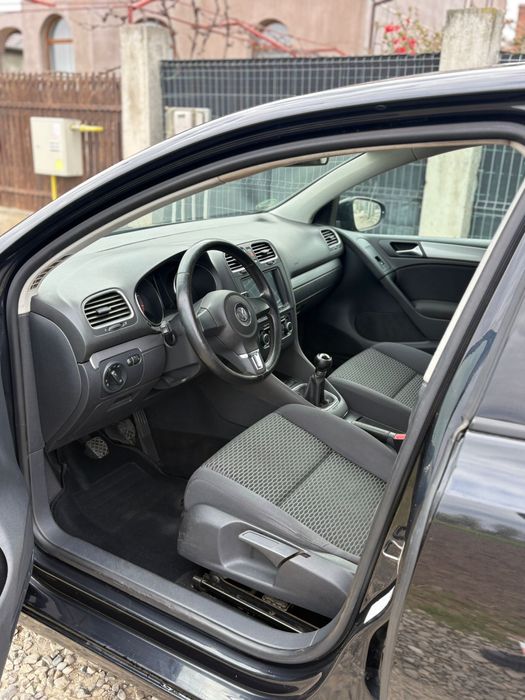 VOLKSWAGEN Golf 2011 — imagine 4