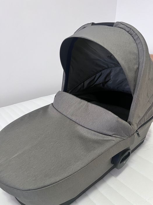 Easywalker Harvey 3 + зимен чувал, 2 бр адаптери, всички аксесоари