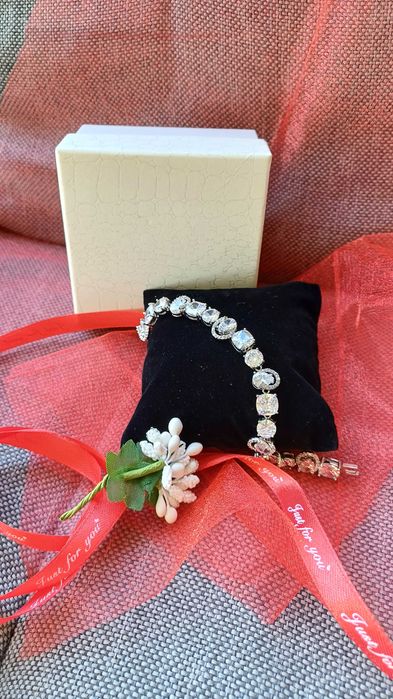 NOU | Bratara placata cu AUR ALB, cristale Swarovski