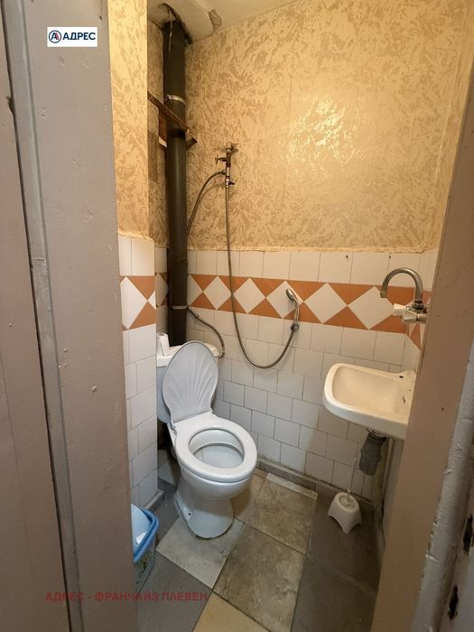 Продава се Тристаен апартамент в Плевен, Идеален център - 96 кв.м за 957 €/кв.м - Снимка #6