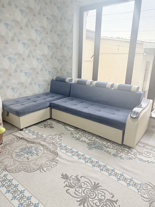 срочно продам диван