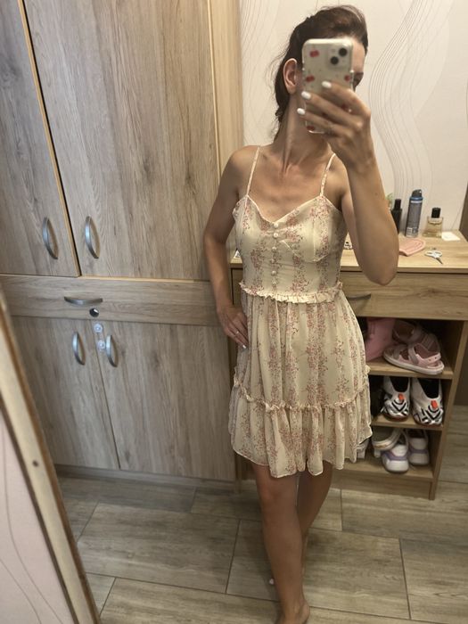 Рокля Trendyol XS нова