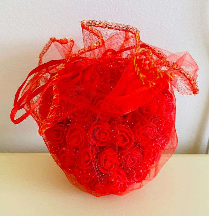 Сърце от рози - 10.00 лева