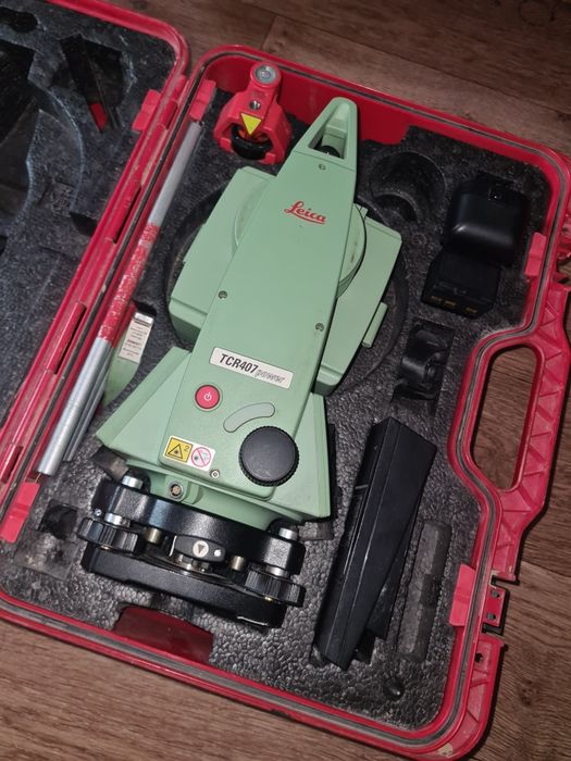 Тахеометр Leica TCR 407