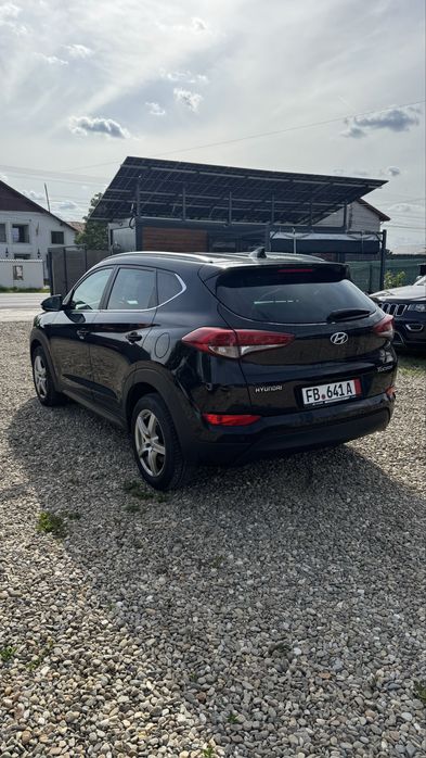 Hyundai Tucson 1.7 D automat Led Nav