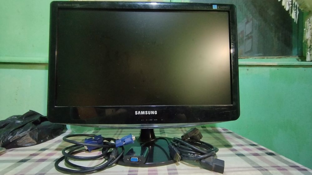 Монитор Samsung 18,5 дюймов