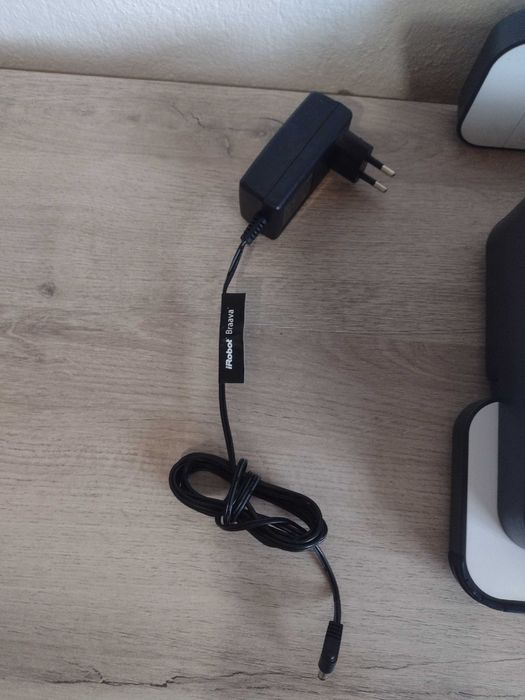 Подочистачка робот Irobot braava 390t