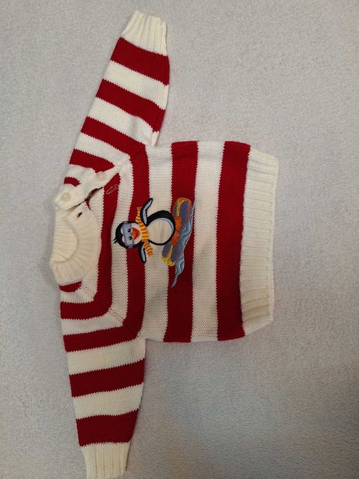 Бебешко пуловерче