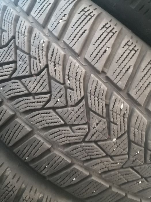 245 45 18 цола гуми dunlop 4 броя