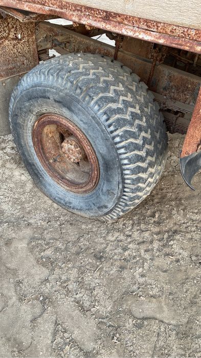 К 700 прицеп дөнгелеғі сатылады