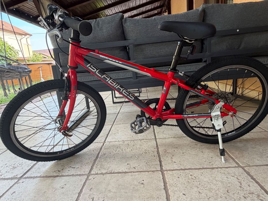 Bicicleta Islabikes Beinn 20” mai usoara ca Woom