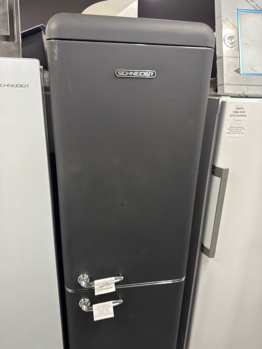 Combină frigorifică Schneider SCB315VNFB