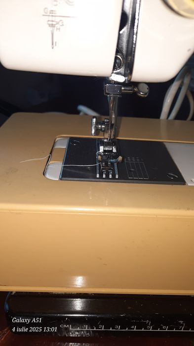 Masina electrica de cusut